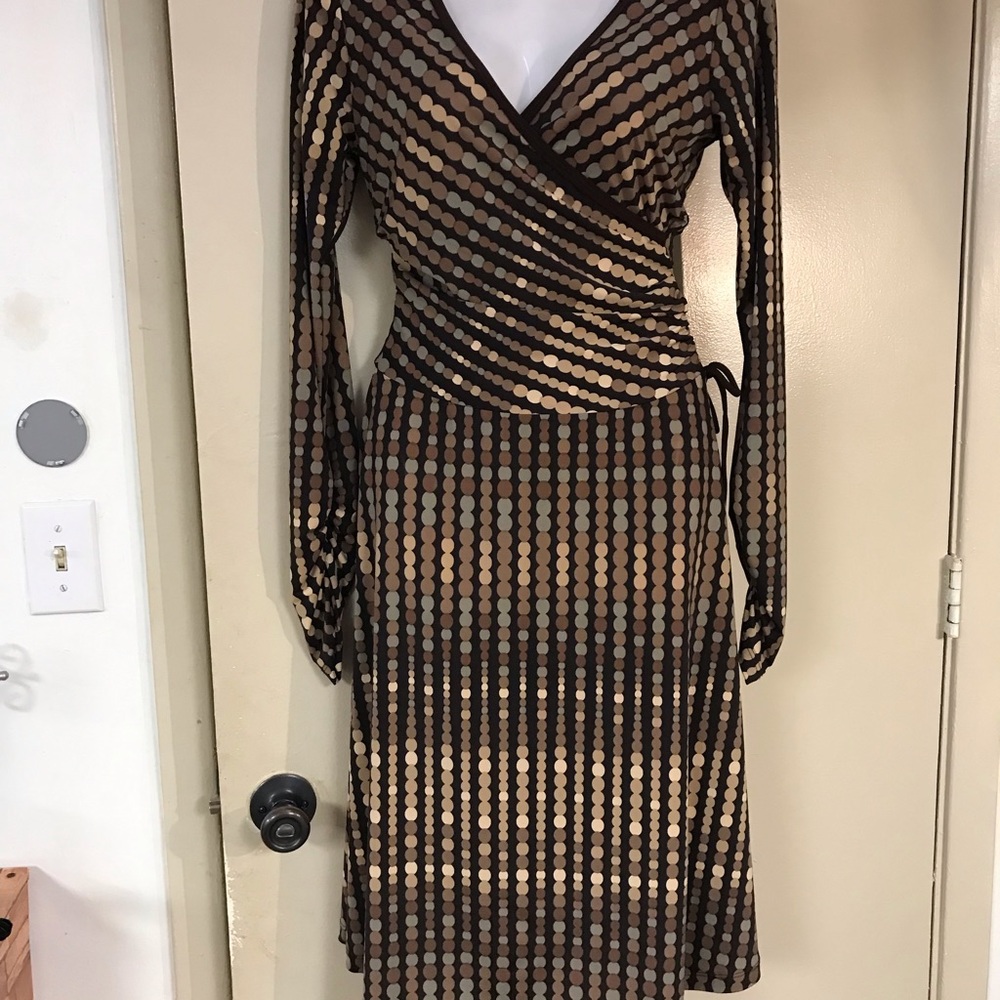 Dress by Jolie size medium brown patterned print